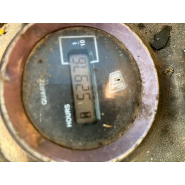 JCB 804-41344075