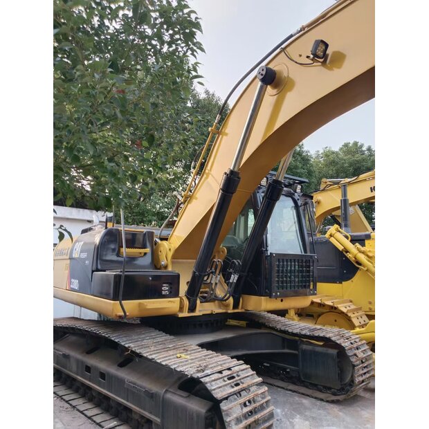2022 كاتربيلر 330D-41344302