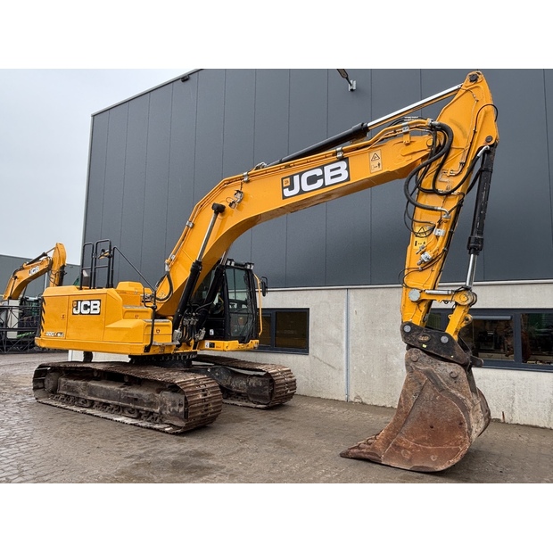 2020 JCB 220X-41351064