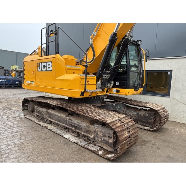 2020 JCB 220X-41351065