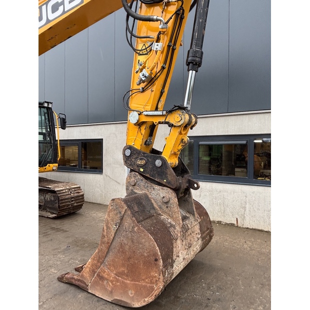 2020 JCB 220X-41351069