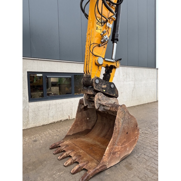 2020 JCB 220X-41351070