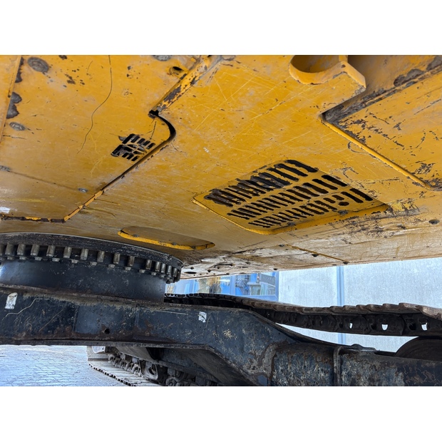 2020 JCB 220X-41351083