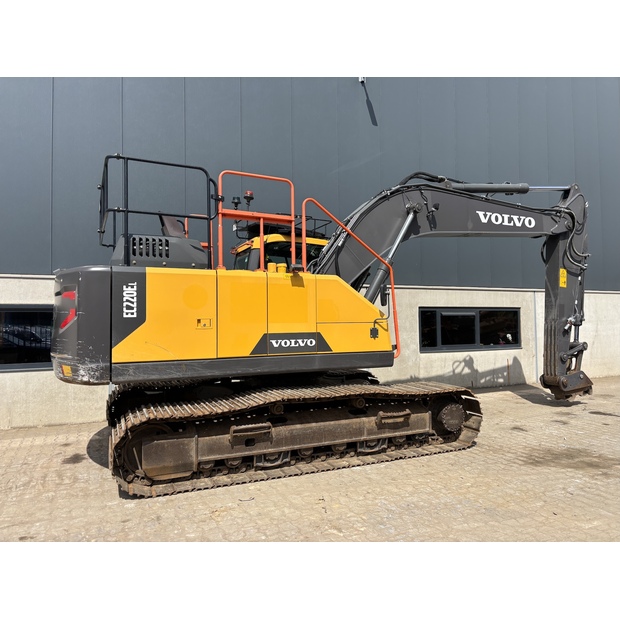 2021 Volvo EC220EL-41351143