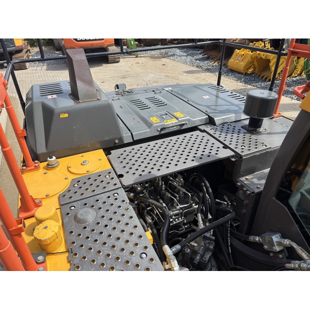 2021 Volvo EC220EL-41351171