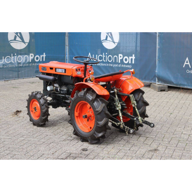 KUBOTA B7000-41356081
