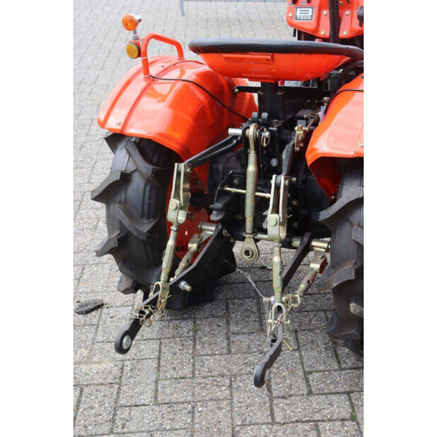 KUBOTA B7000-41356095