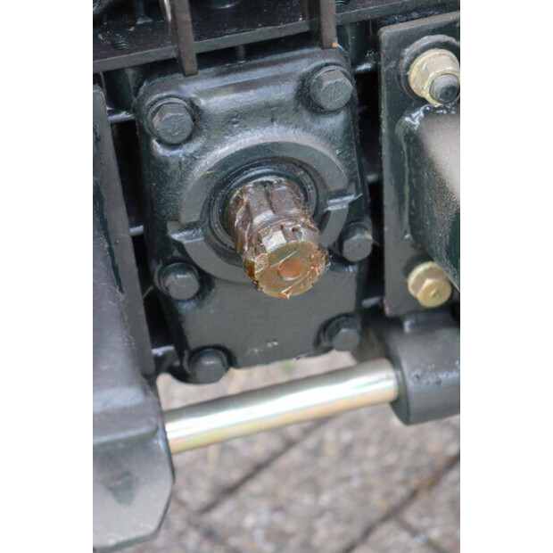 KUBOTA B7000-41356096