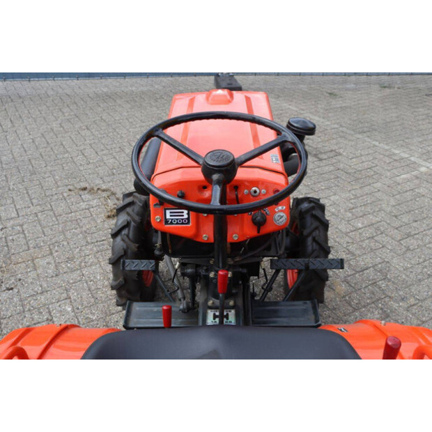 KUBOTA B7000-41356097