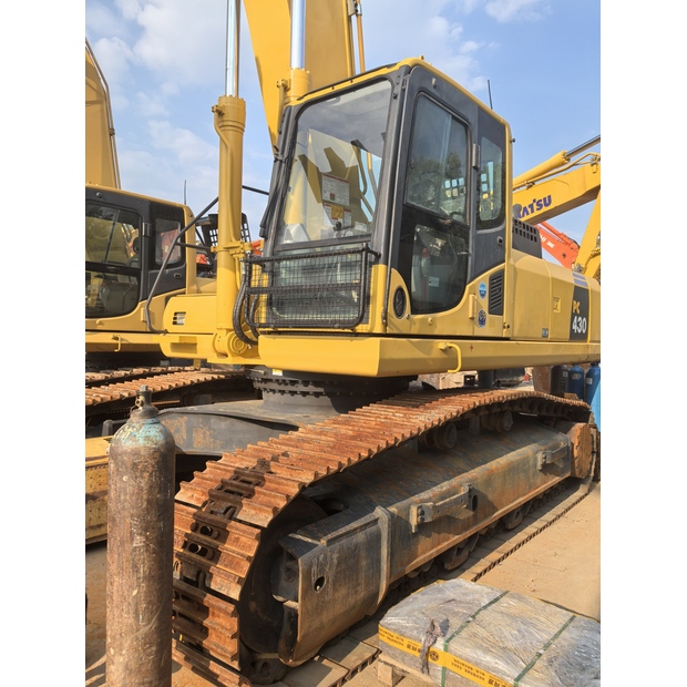 2018 Komatsu PC400-8R-41356242