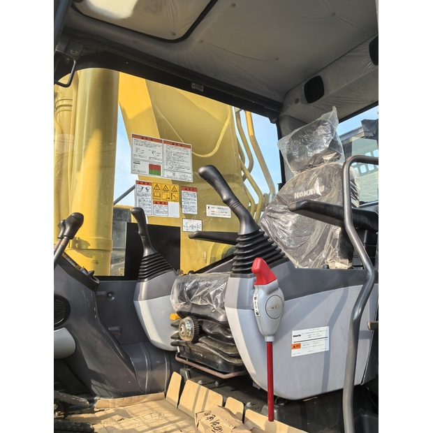 2018 Komatsu PC400-8R-41356244