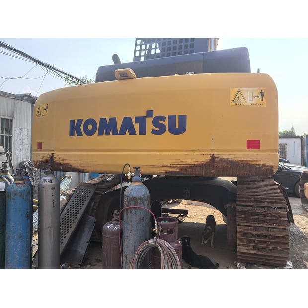 2018 Komatsu PC400-8R-41356246