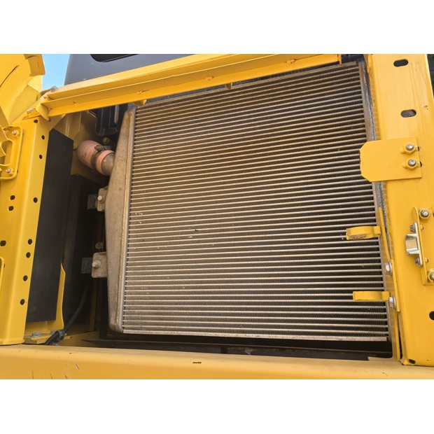 2018 Komatsu PC400-8R-41356247