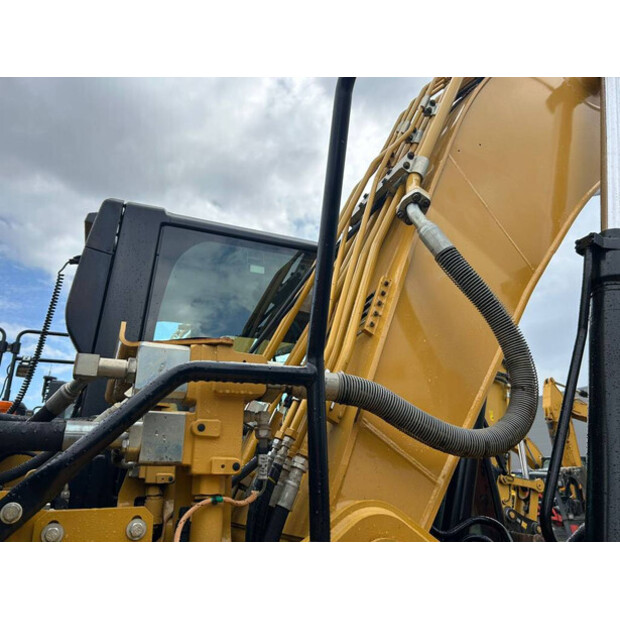 2019 Caterpillar 320-41358112
