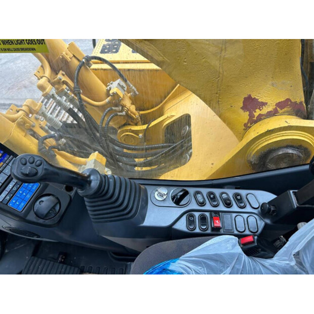 2017 Komatsu PC360NLC-11-41358131