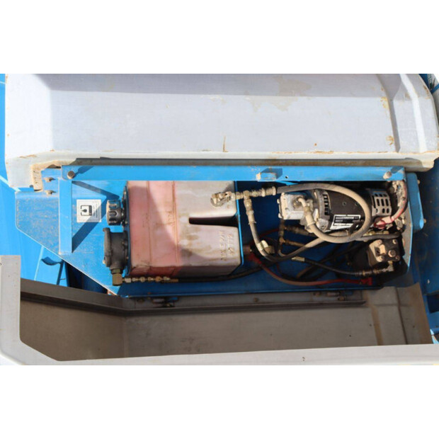1996 جيني Z30N-41358902