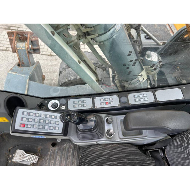 2016 Liebherr LH24M-41359141