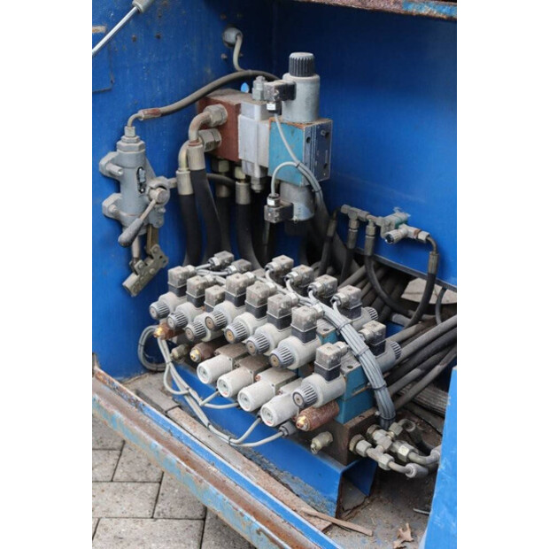 2003 هولاند ليفت COMBISTAR B195DL25-4WD-41359454