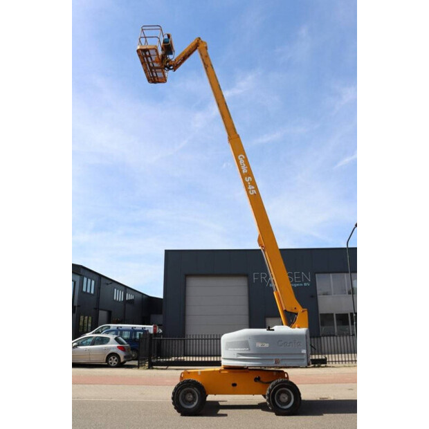 2005 Genie S-45-41359585