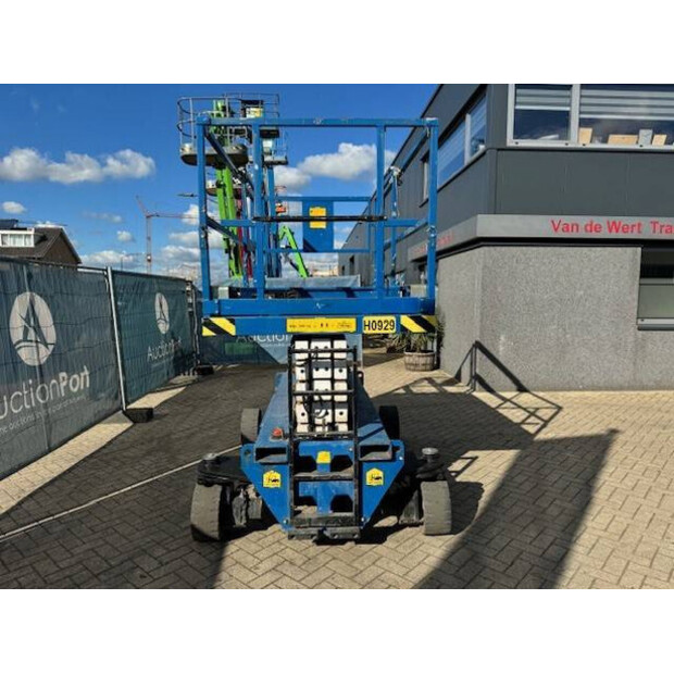 2013 Holland Lift HL-11816-41359703