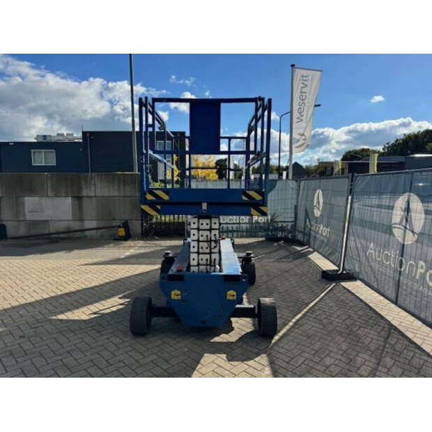 2013 Holland Lift HL-11816-41359704