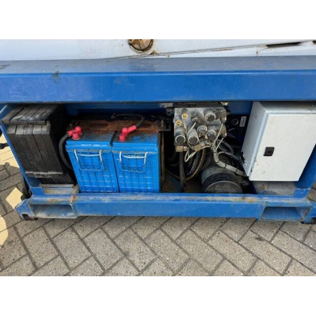 2013 Holland Lift HL-11816-41359707