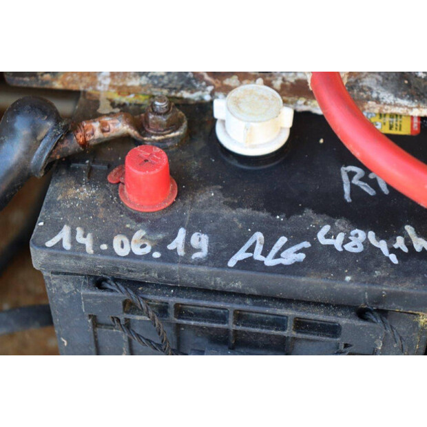 2013 Holland Lift Ecostar HL-11812-41359792