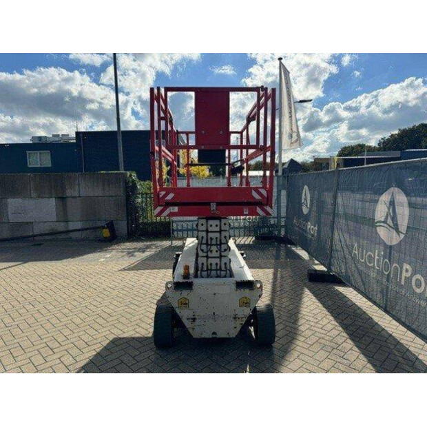 2013 Holland Lift HL-11812-41359811