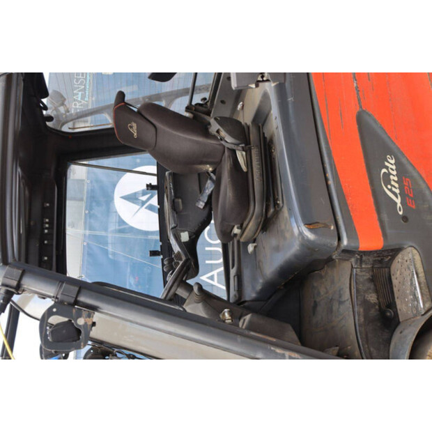 2016 Linde E25L-01-41359904