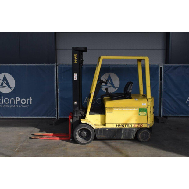 2000 Hyster E3.20XM-41360074