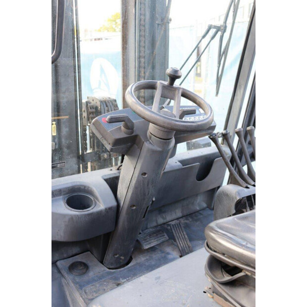 2000 Still R60-25-41360182