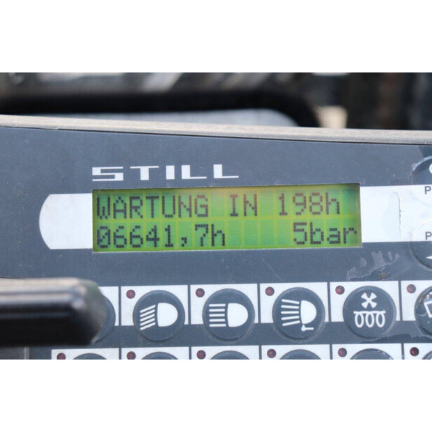 2000 Still R60-25-41360186
