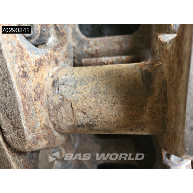 2016 كاس CX130D-41360777