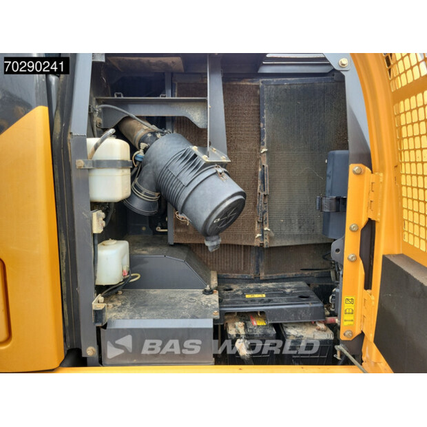 2016 كاس CX130D-41360781