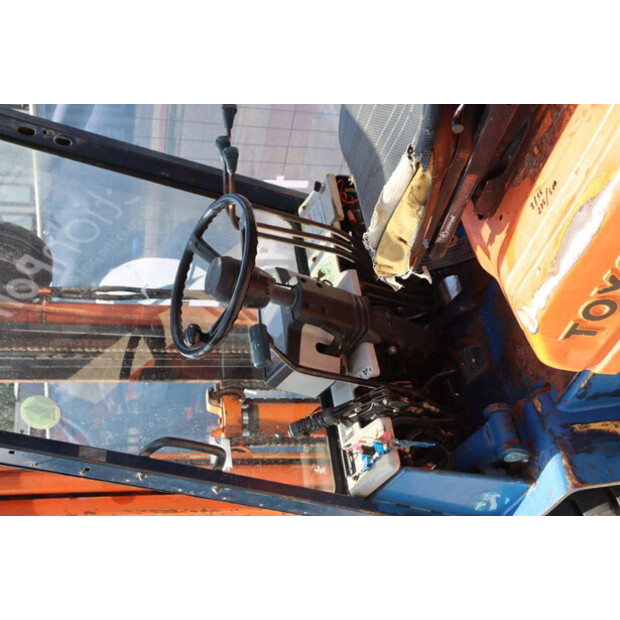 Toyota 02-5FD25-41360910