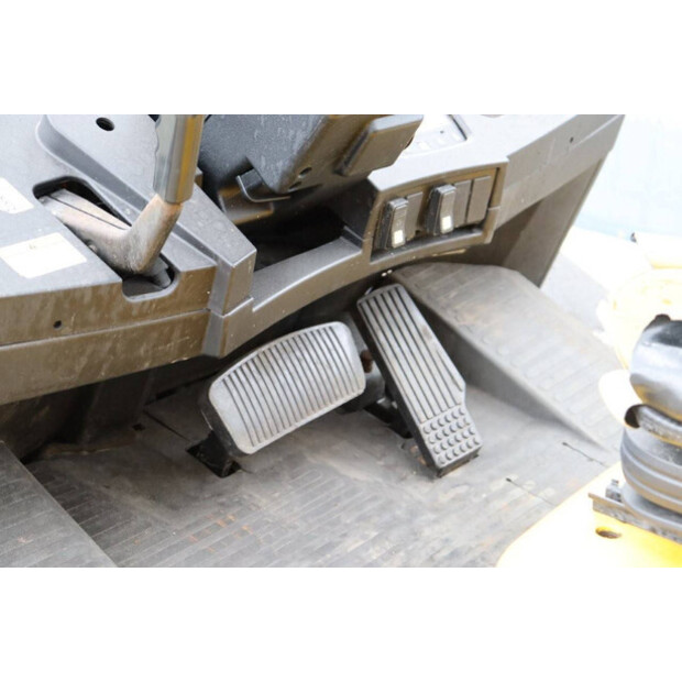 2002 Yale GDP50MJ E2214-41361235