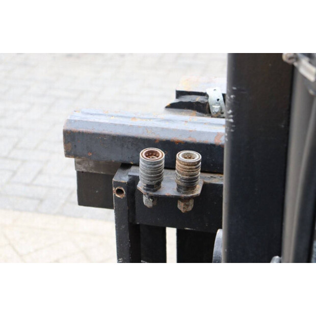 2002 Yale GDP50MJ E2214-41361244