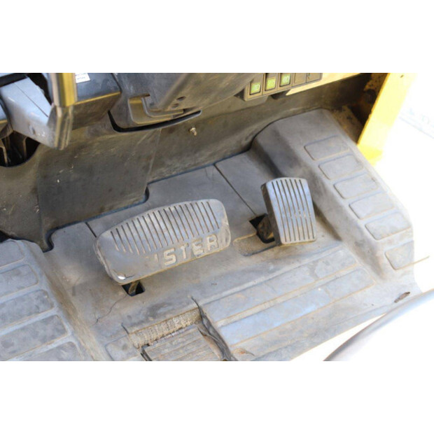 1998 Hyster H3.20XM-41361948