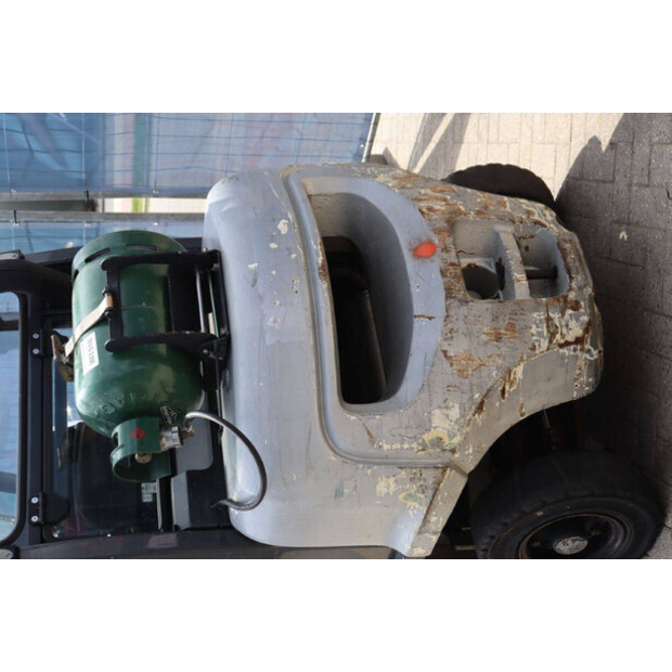 2005 NISSAN UD02A25PQ-41362770