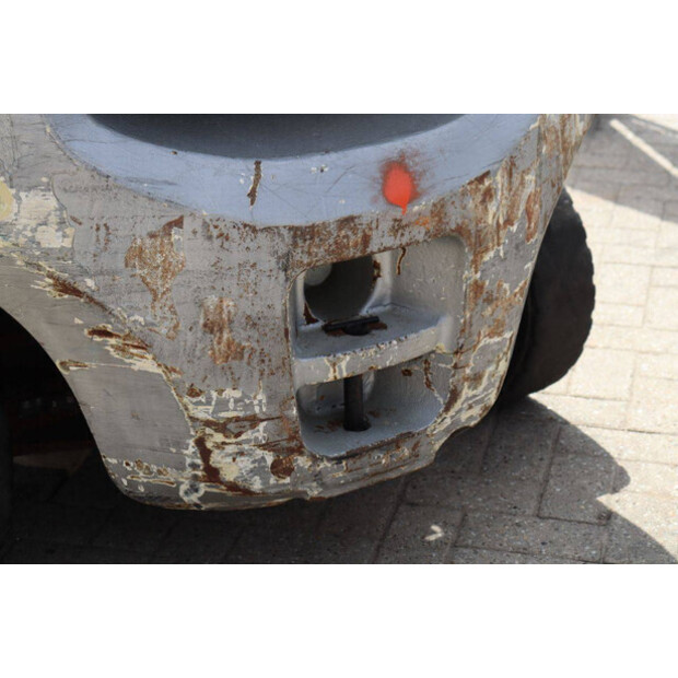 2005 NISSAN UD02A25PQ-41362771