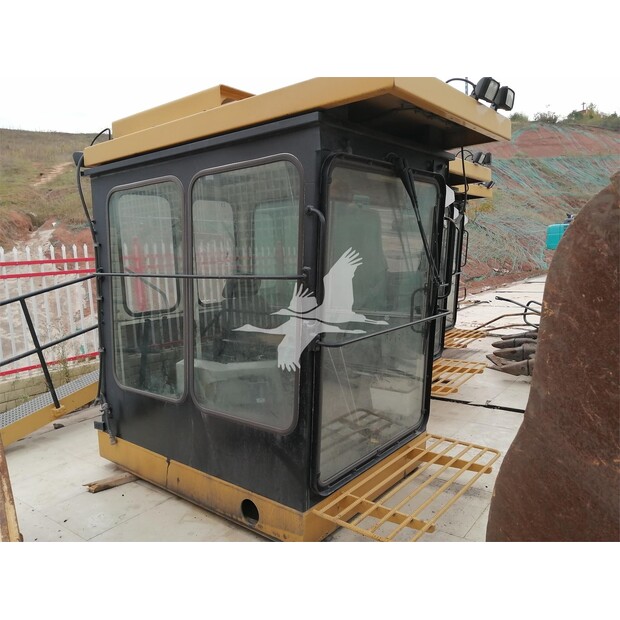 2013 Caterpillar 6015-41371865