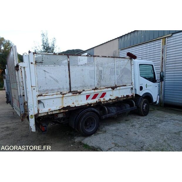 2010 Renault Maxity-41377462