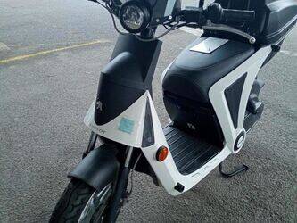 2019-peugeot-2-0-1302122-cover-image 2019-peugeot-2-0-1302122-cover-image