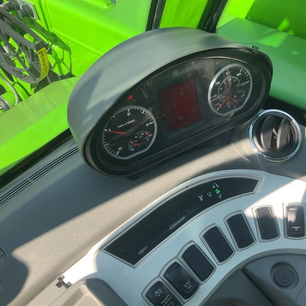 2022 Merlo P27.6 plus-41378191