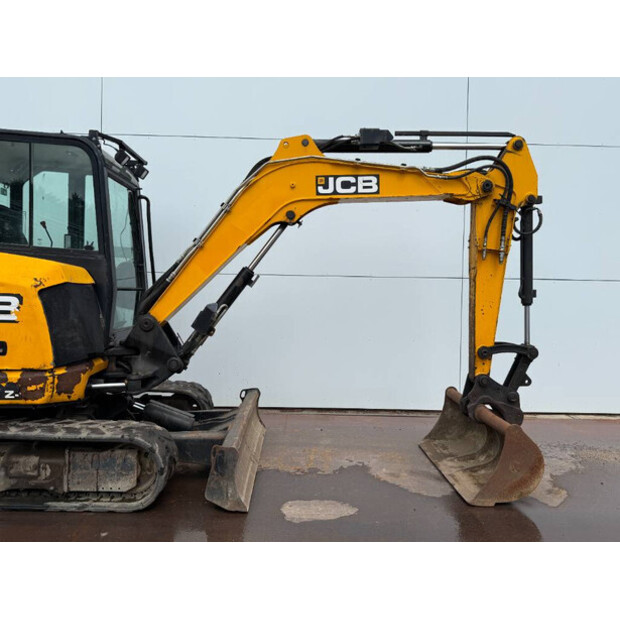 2018 جيه سي بي 48Z-1-41378613