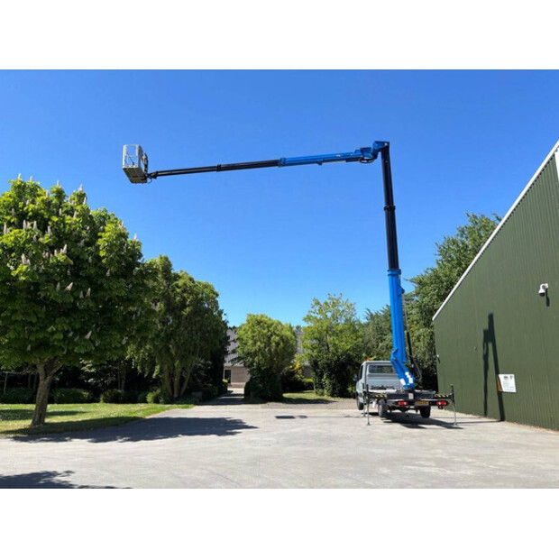 2017 Mercedes-Benz SPRINTER-41379010
