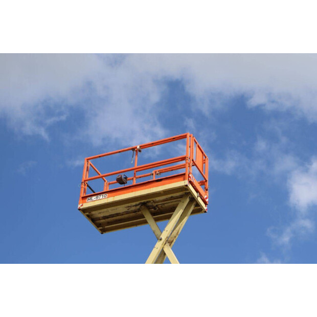 2013 Holland Lift ECOSTAR HL-9716-41379243