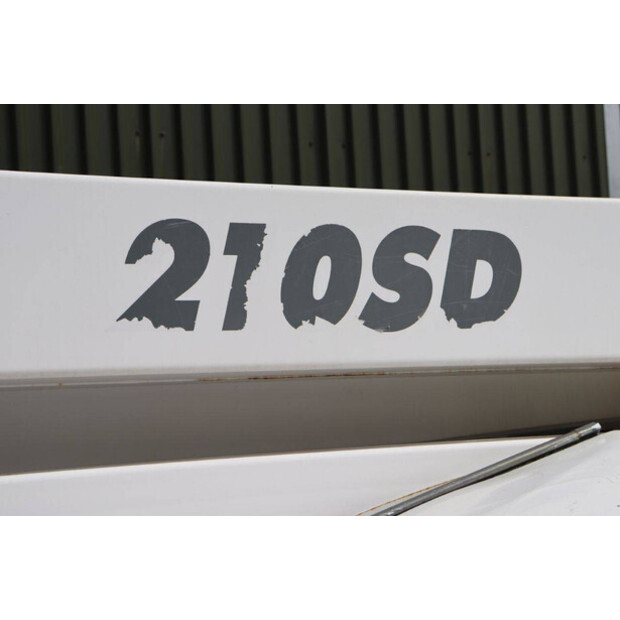 2006 نيفتي 210SD-41379401