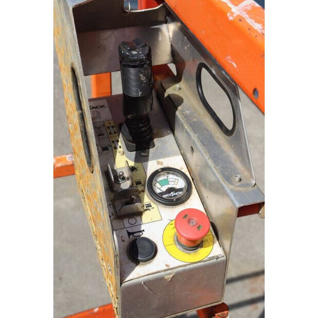 2014 SkyJack SJIII-4626-41379475