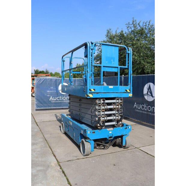 2013 جيني GS4047-41379726